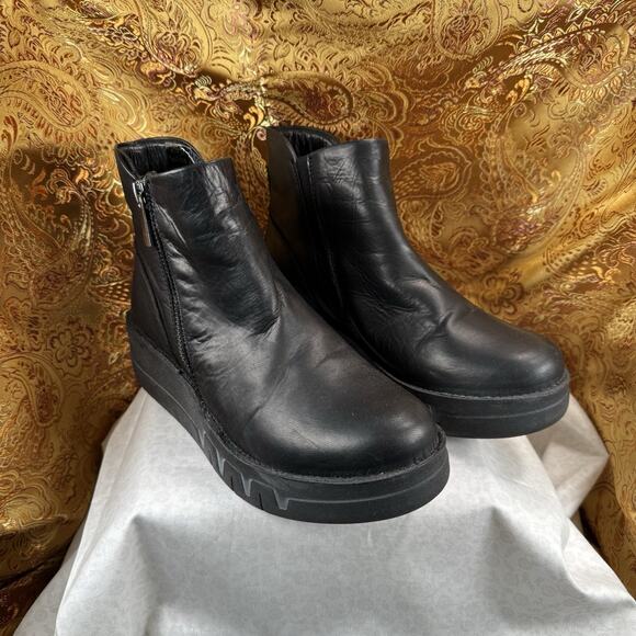 Miz Mooz Black Lass Ankle Boots - Picture 1 of 5